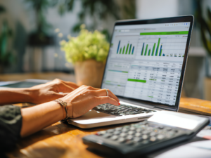 What cloud accounting software is and who it's built for
