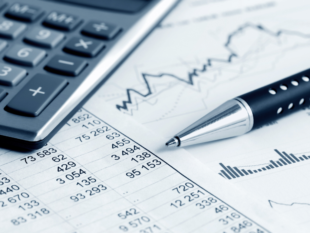 What is InvoiceNow, and what does the GST InvoiceNow requirement mean?